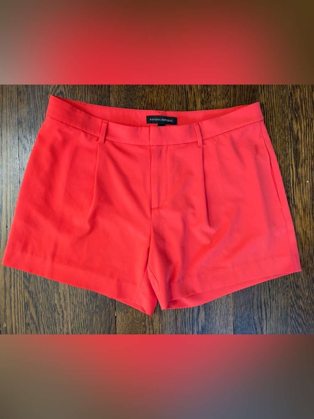 Banana Republic Women’s 4 paprika Red Tailored crepe Shorts